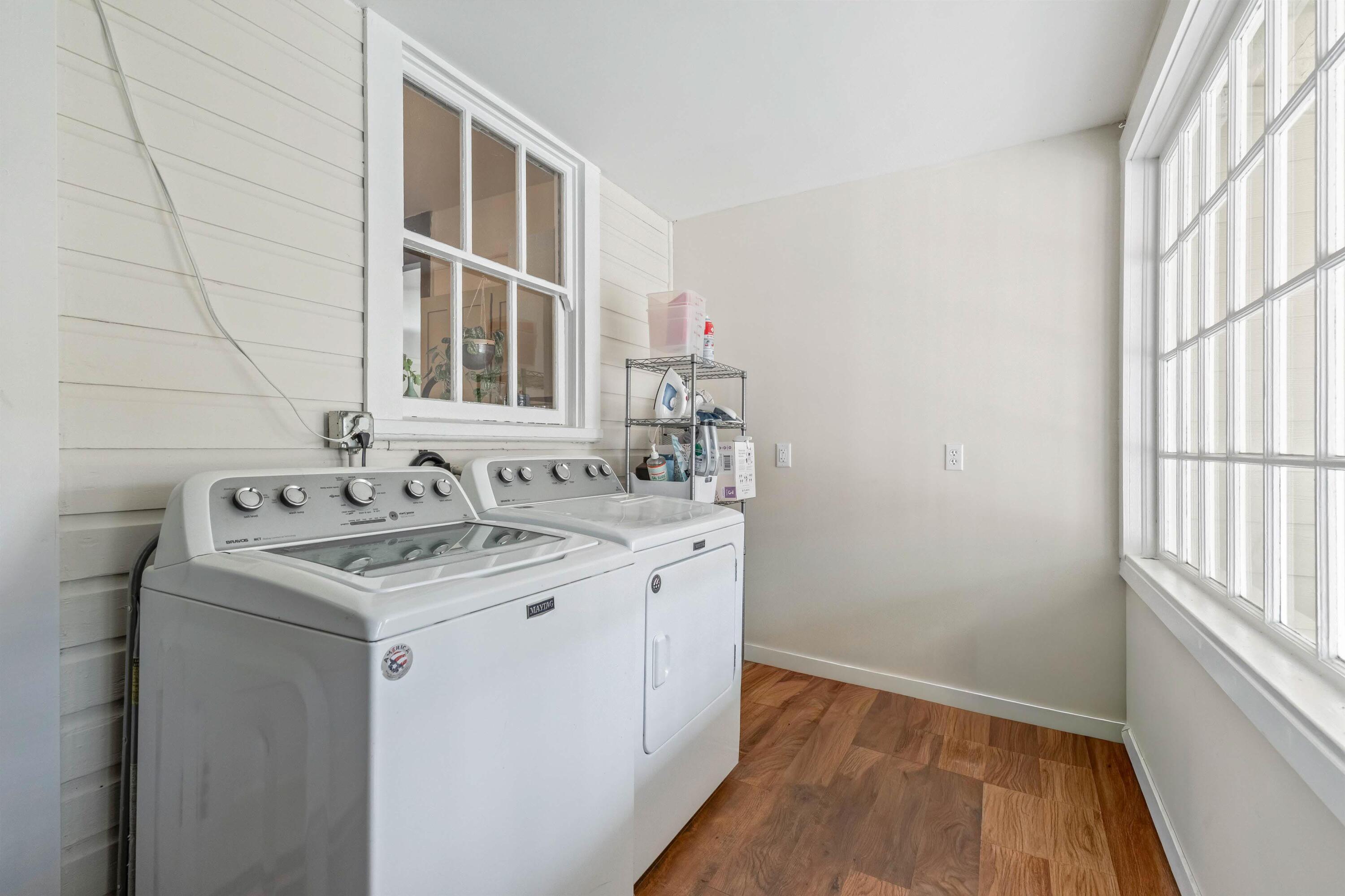 496 SW 2nd Street