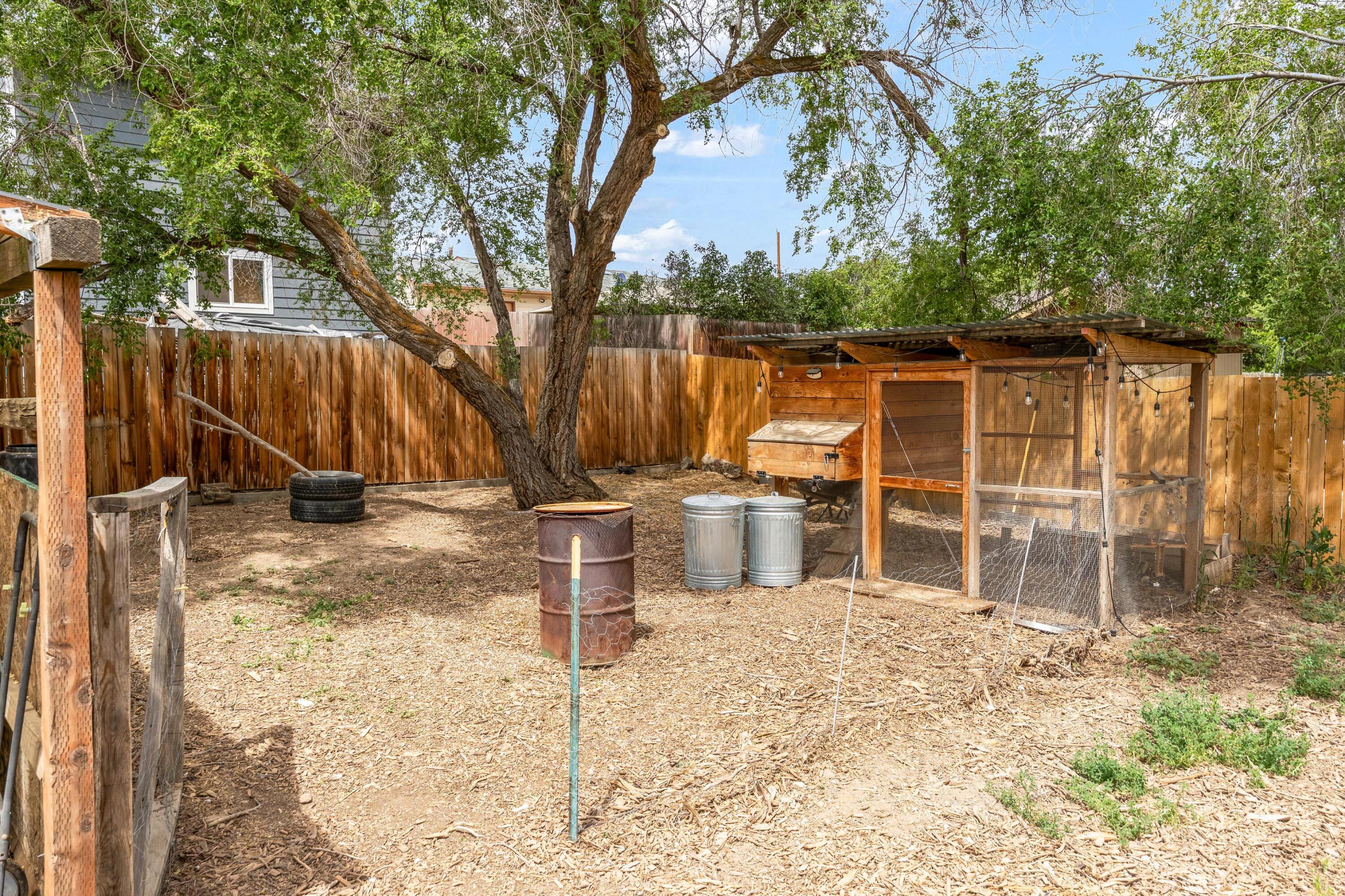 496 SW 2nd Street