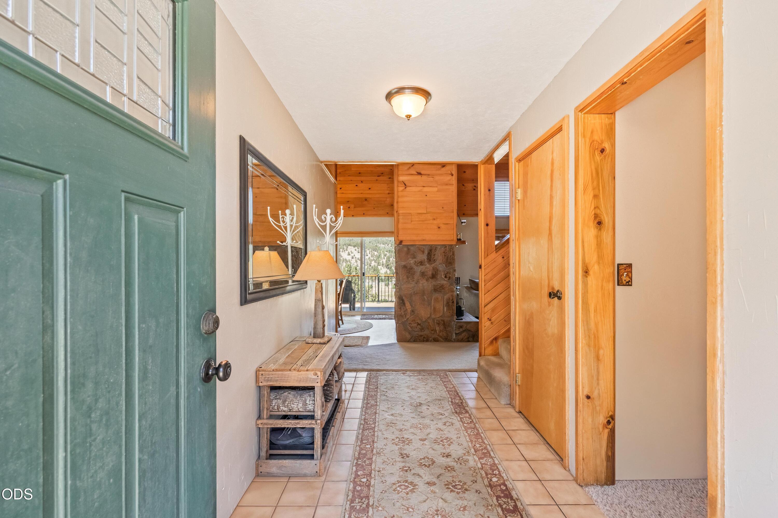16401 SE Bobcat Lane