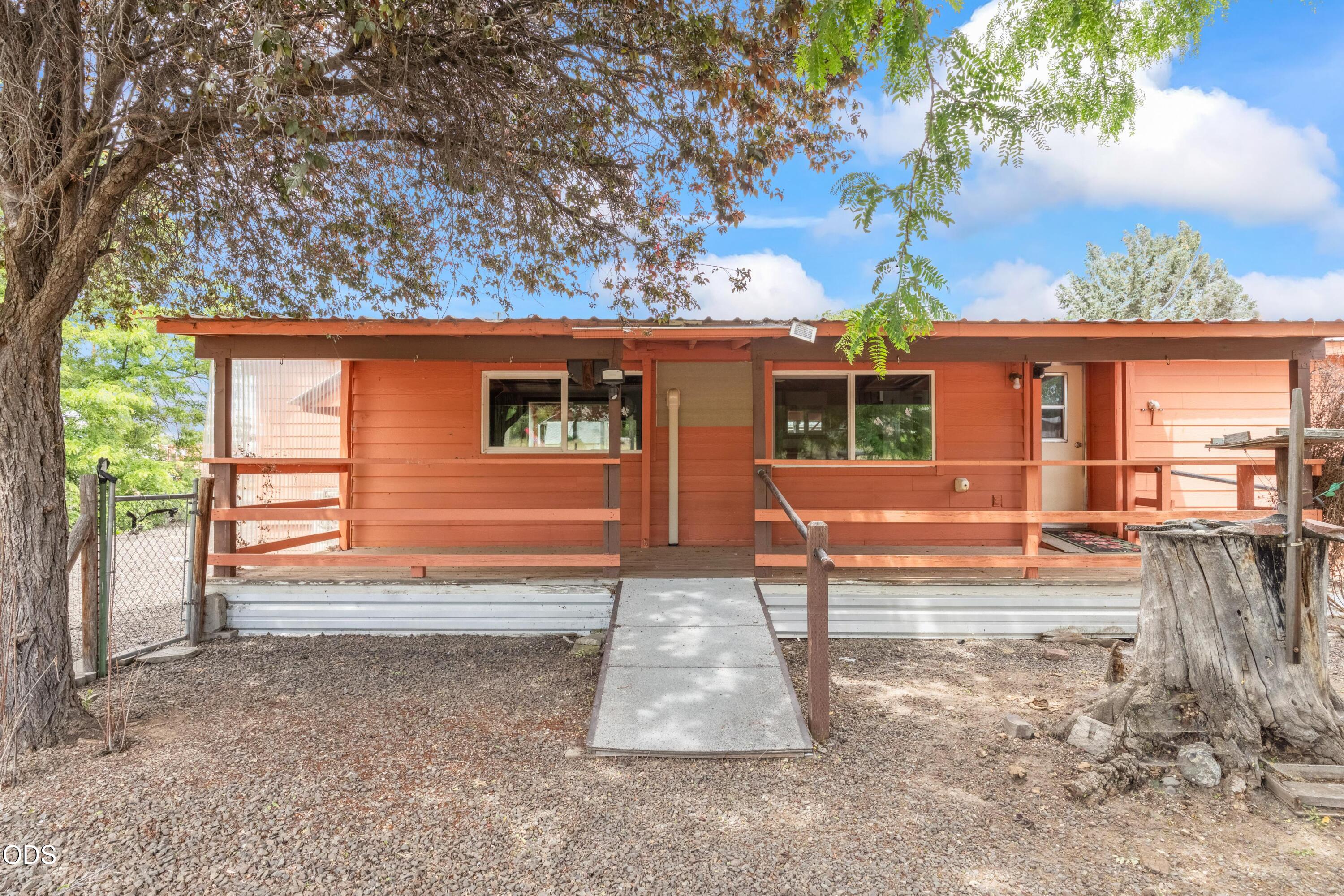 2088 SE Rose Lane