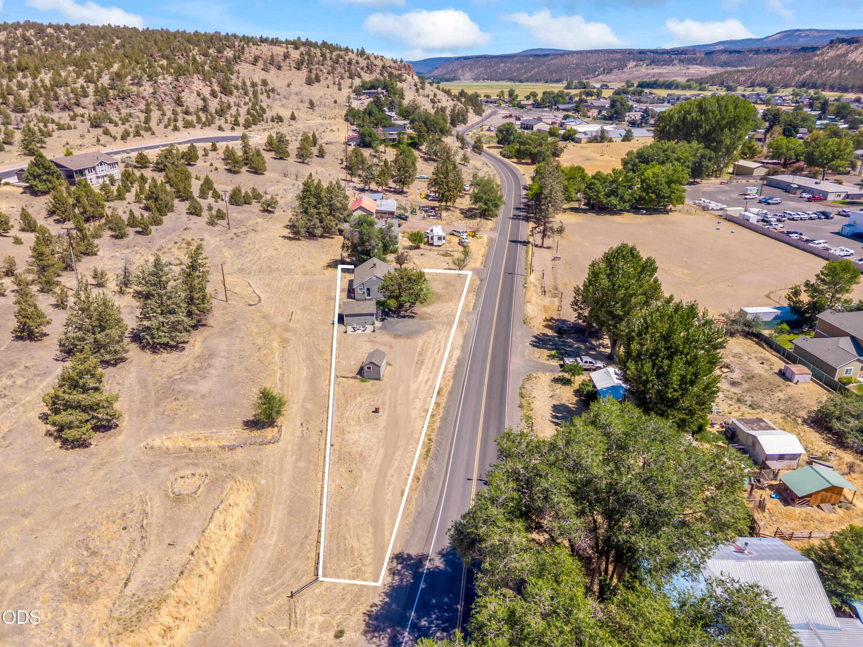 2251 NE Laughlin Road