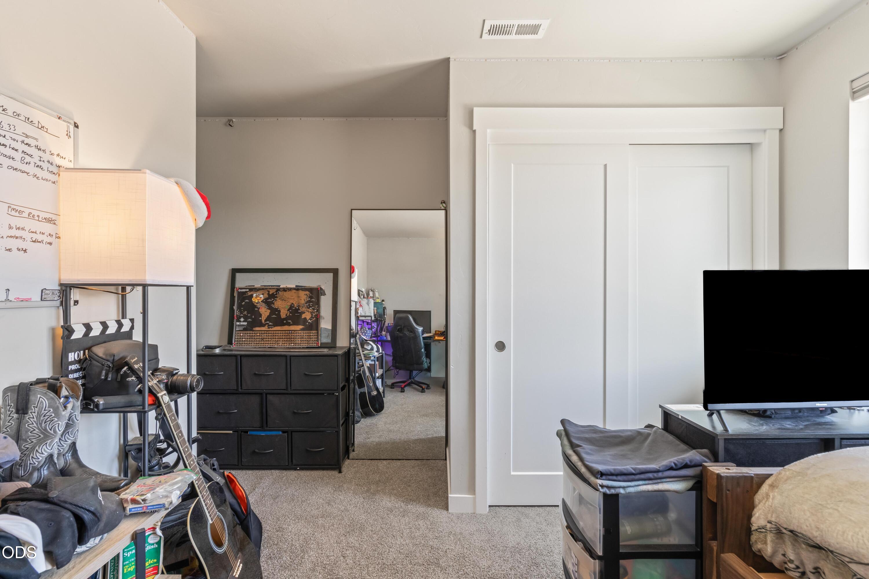 1041 NE Henry Drive