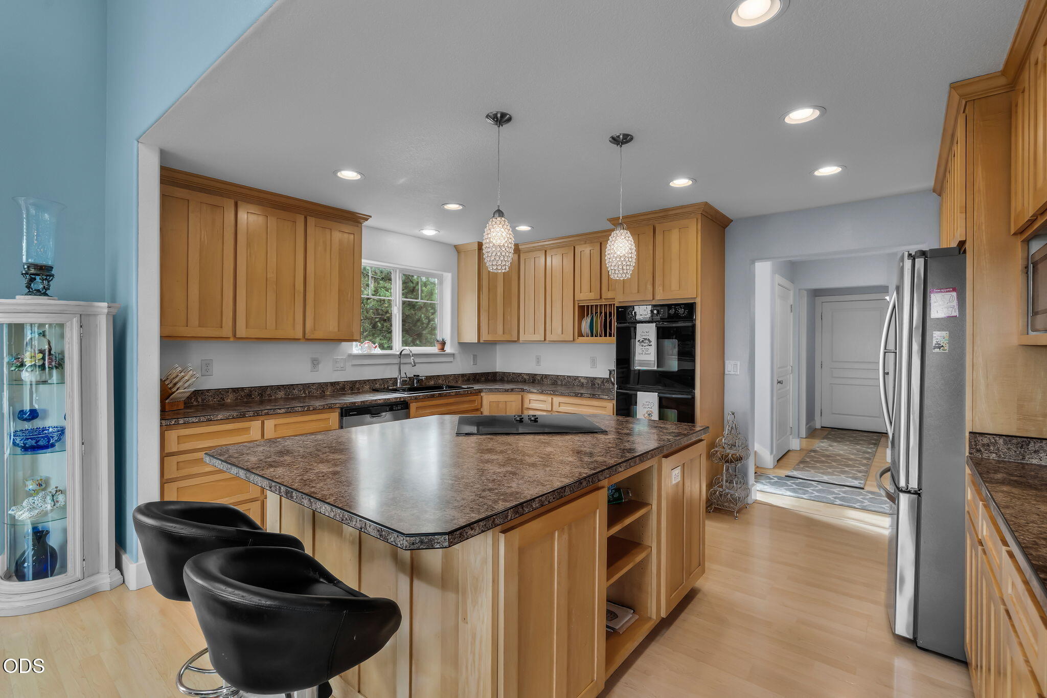 2483 NW Century Drive