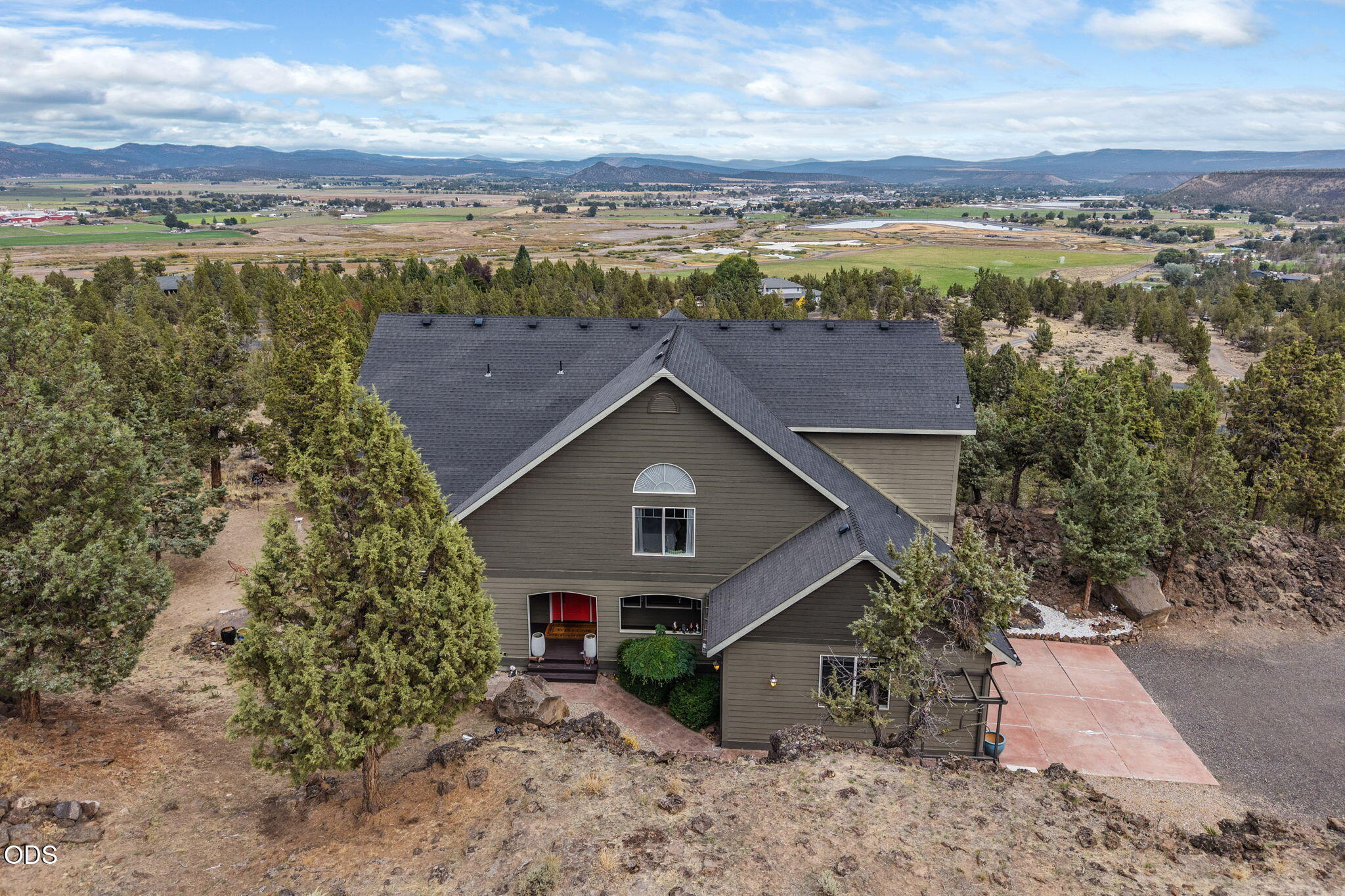 2483 NW Century Drive