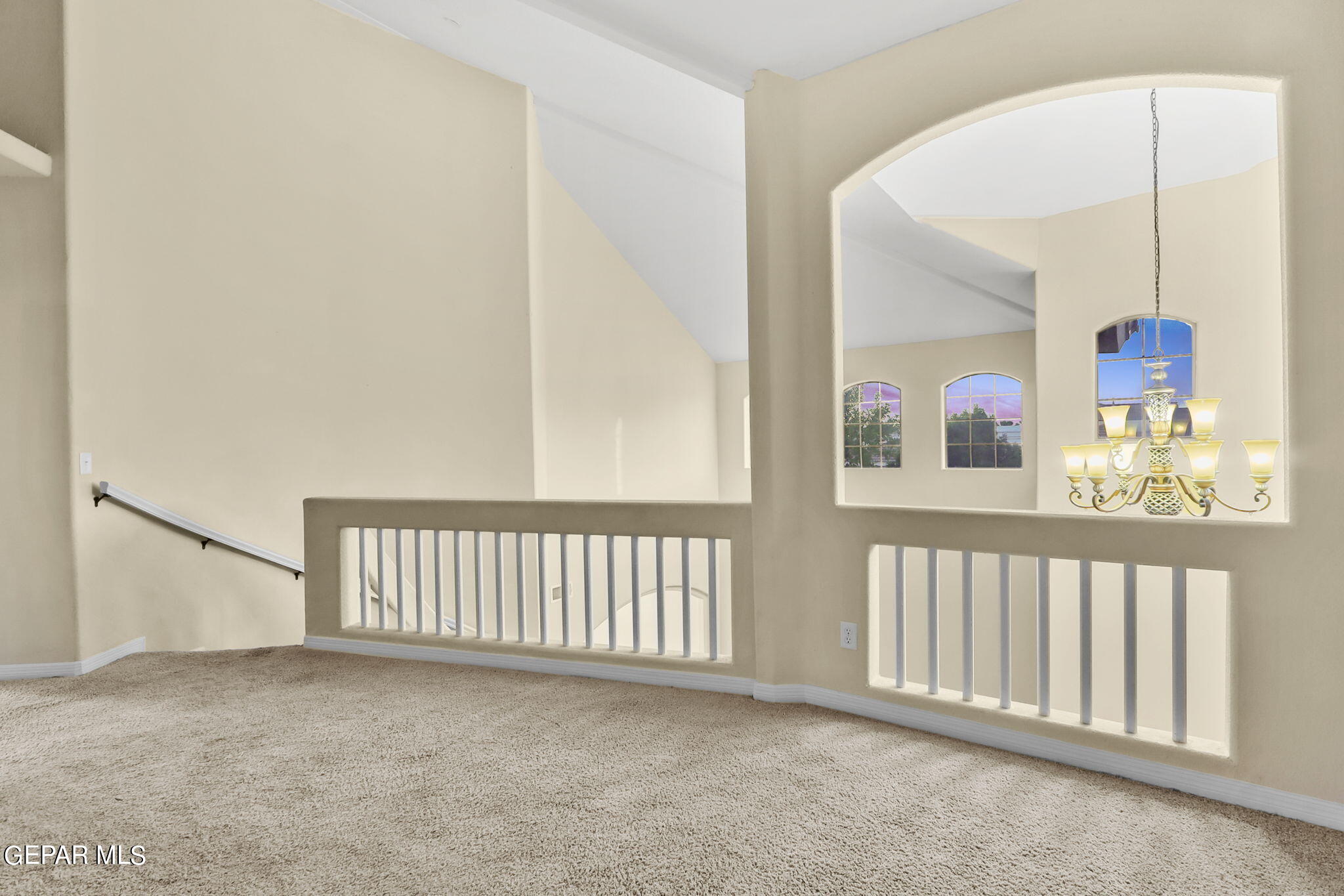 5645 Valley Oak Drive Drive