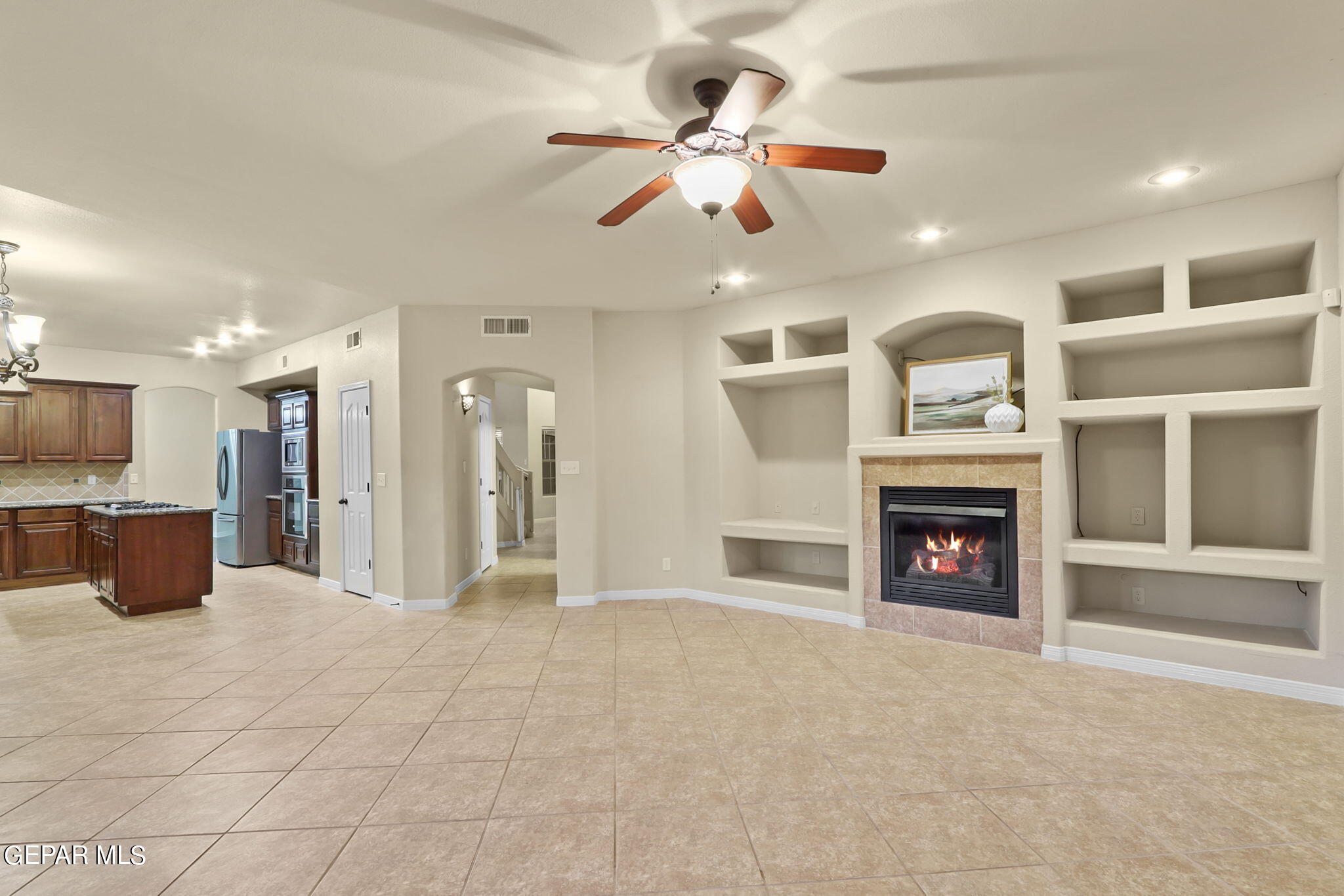 5645 Valley Oak Drive Drive