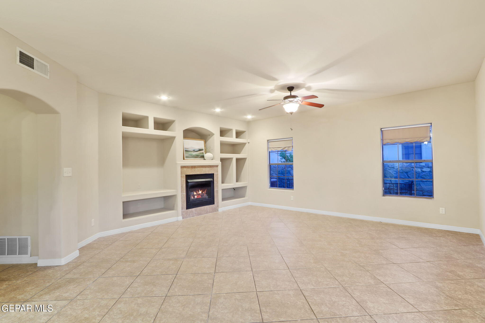 5645 Valley Oak Drive Drive