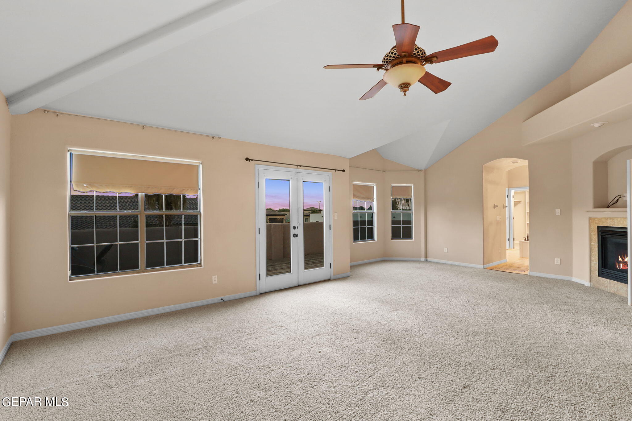 5645 Valley Oak Drive Drive