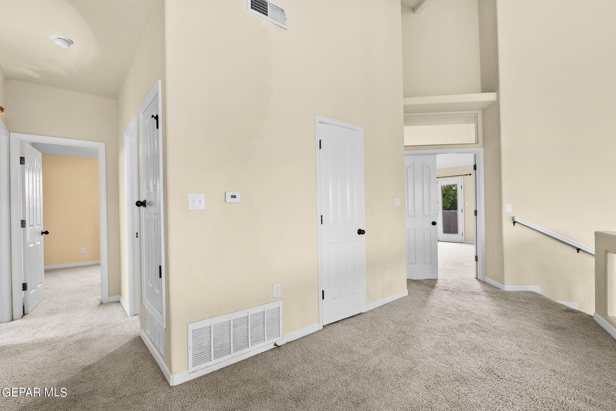 5645 Valley Oak Drive Drive