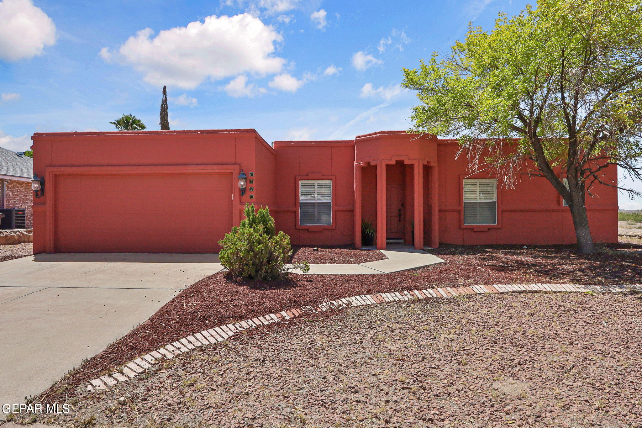 6224 Bluff Trail Ln. Lane
