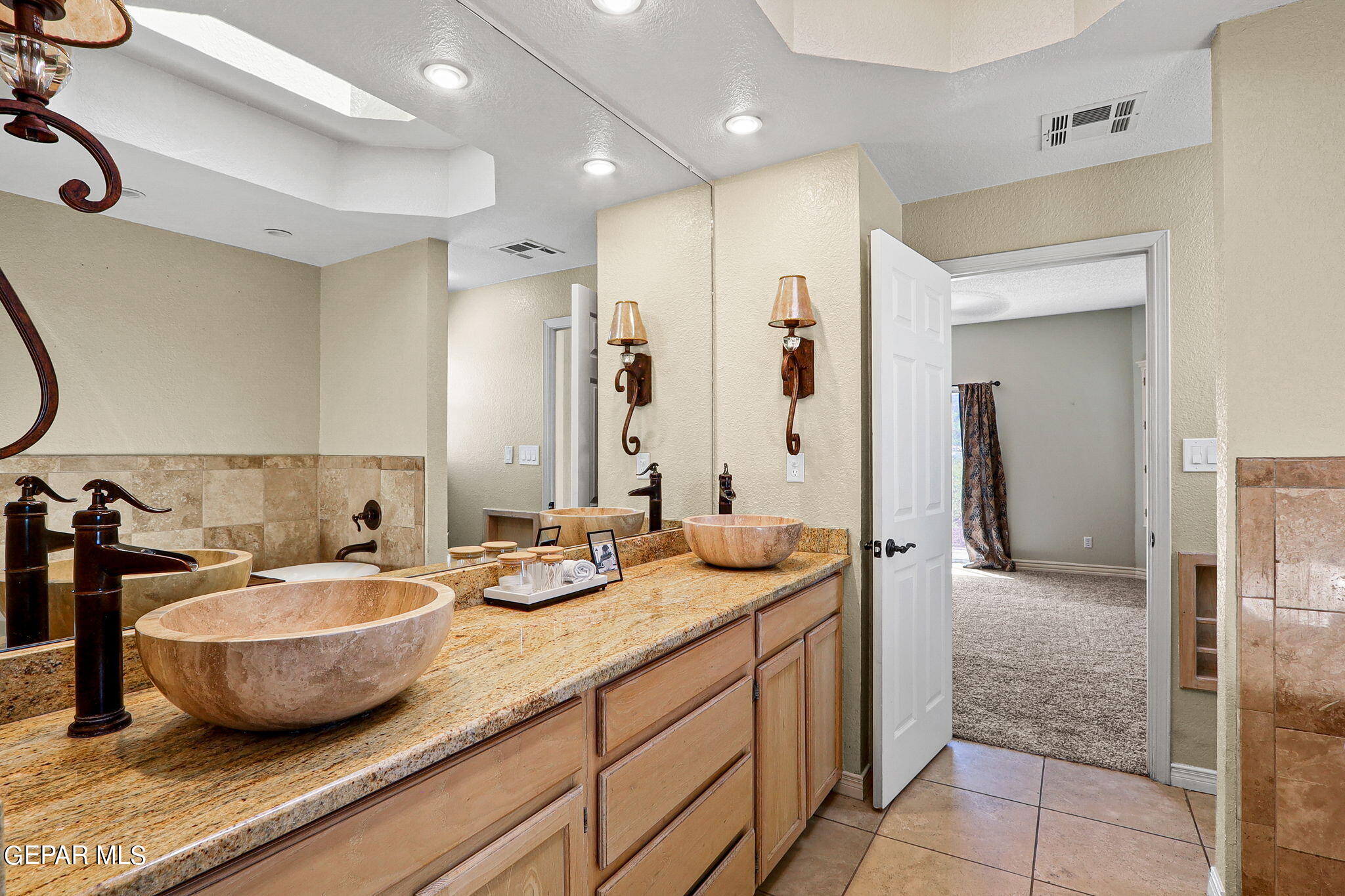 6224 Bluff Trail Ln. Lane