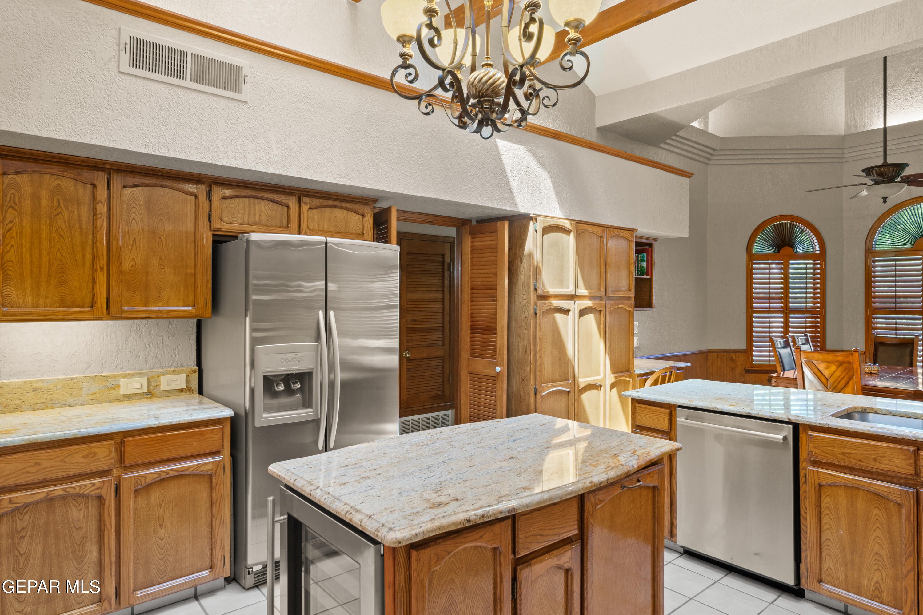 733 ROSINANTE Road