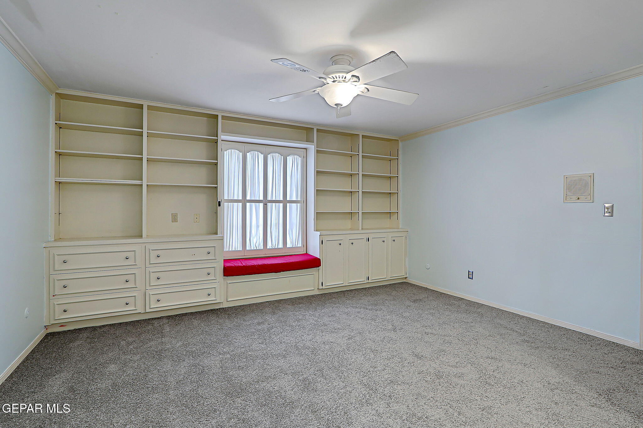 759 Lakeshore Dr Drive
