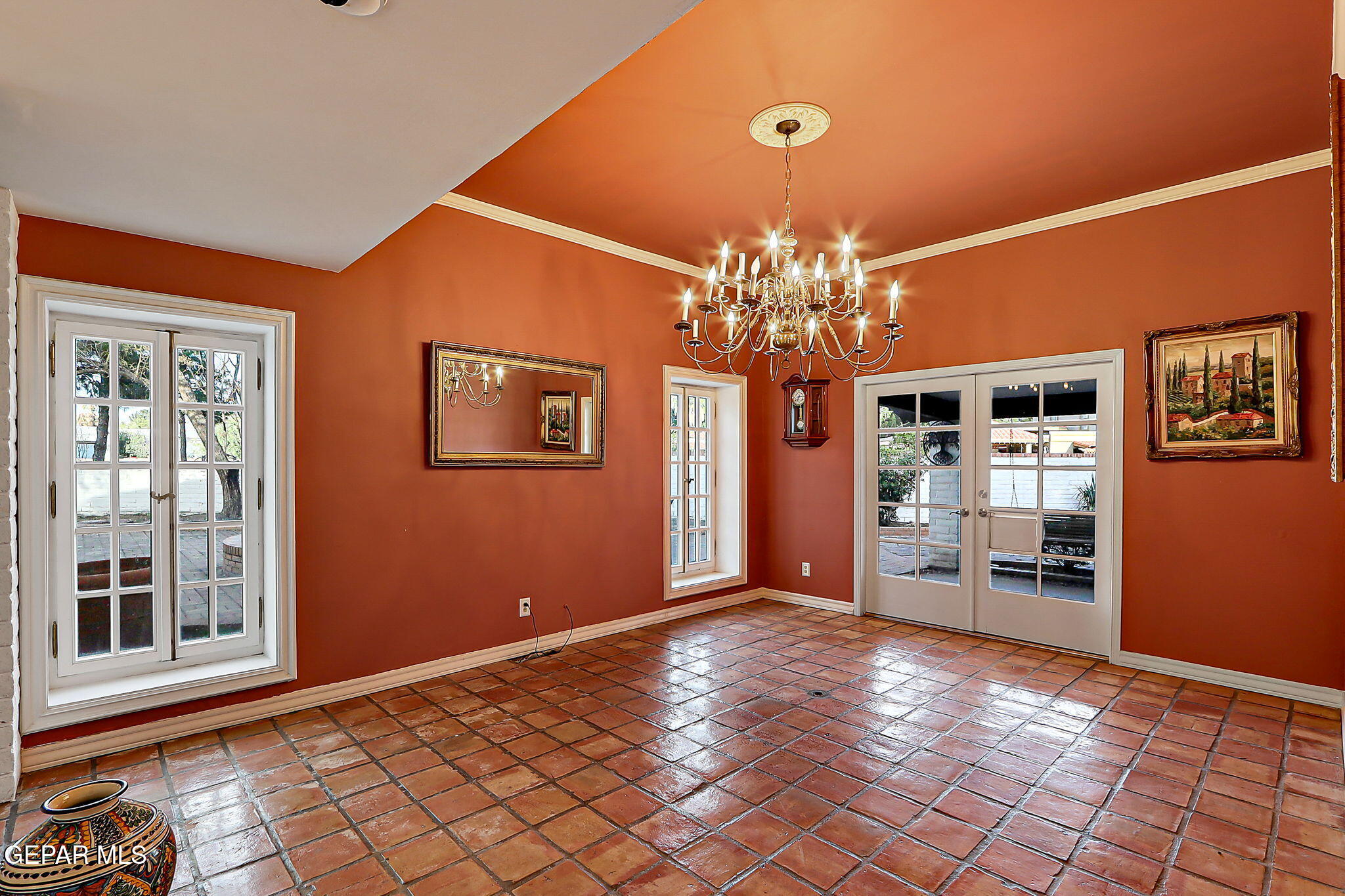 759 Lakeshore Dr Drive