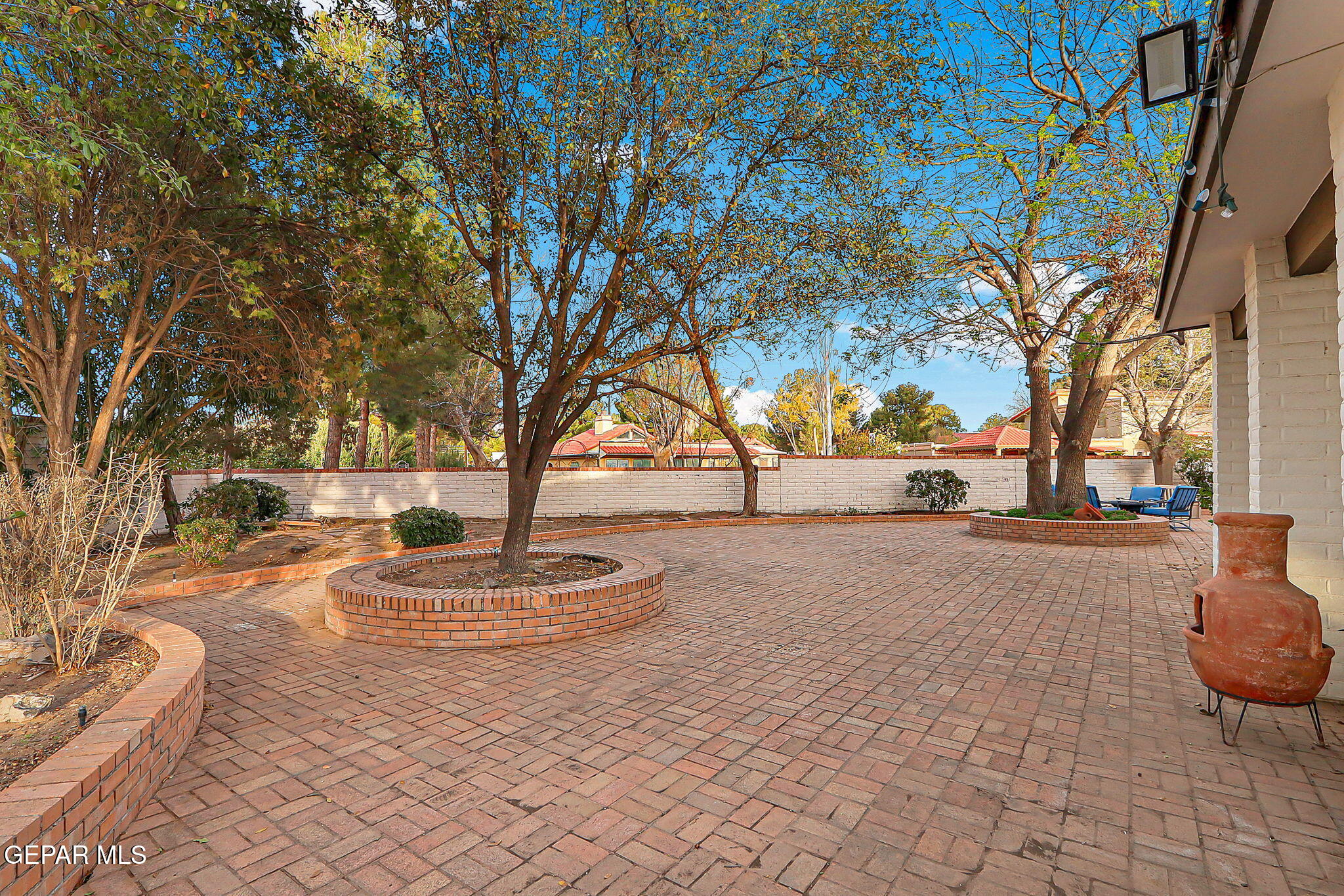 759 Lakeshore Dr Drive