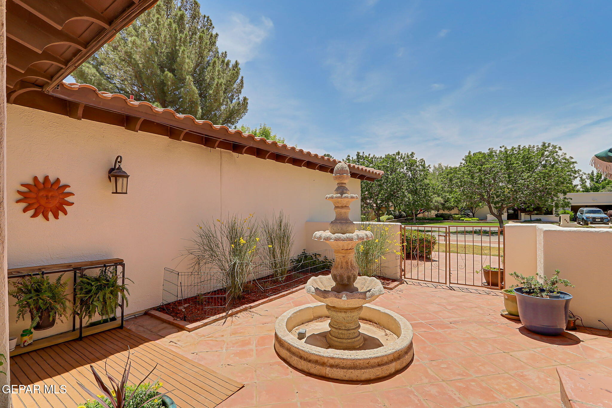 613 Willow Glen Drive