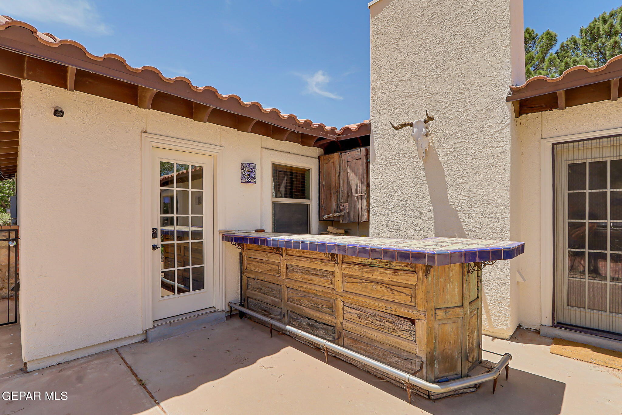 613 Willow Glen Drive