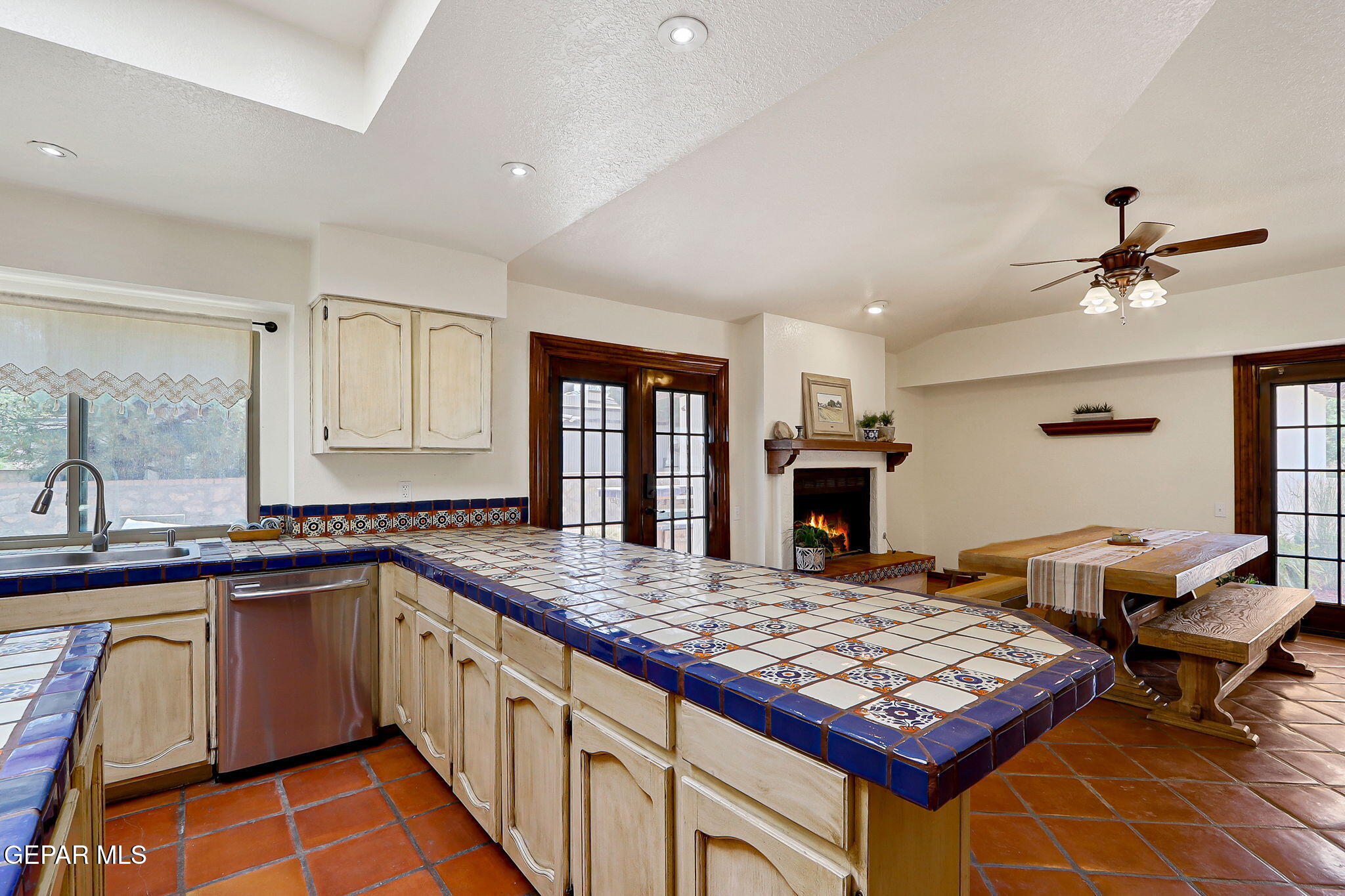 613 Willow Glen Drive
