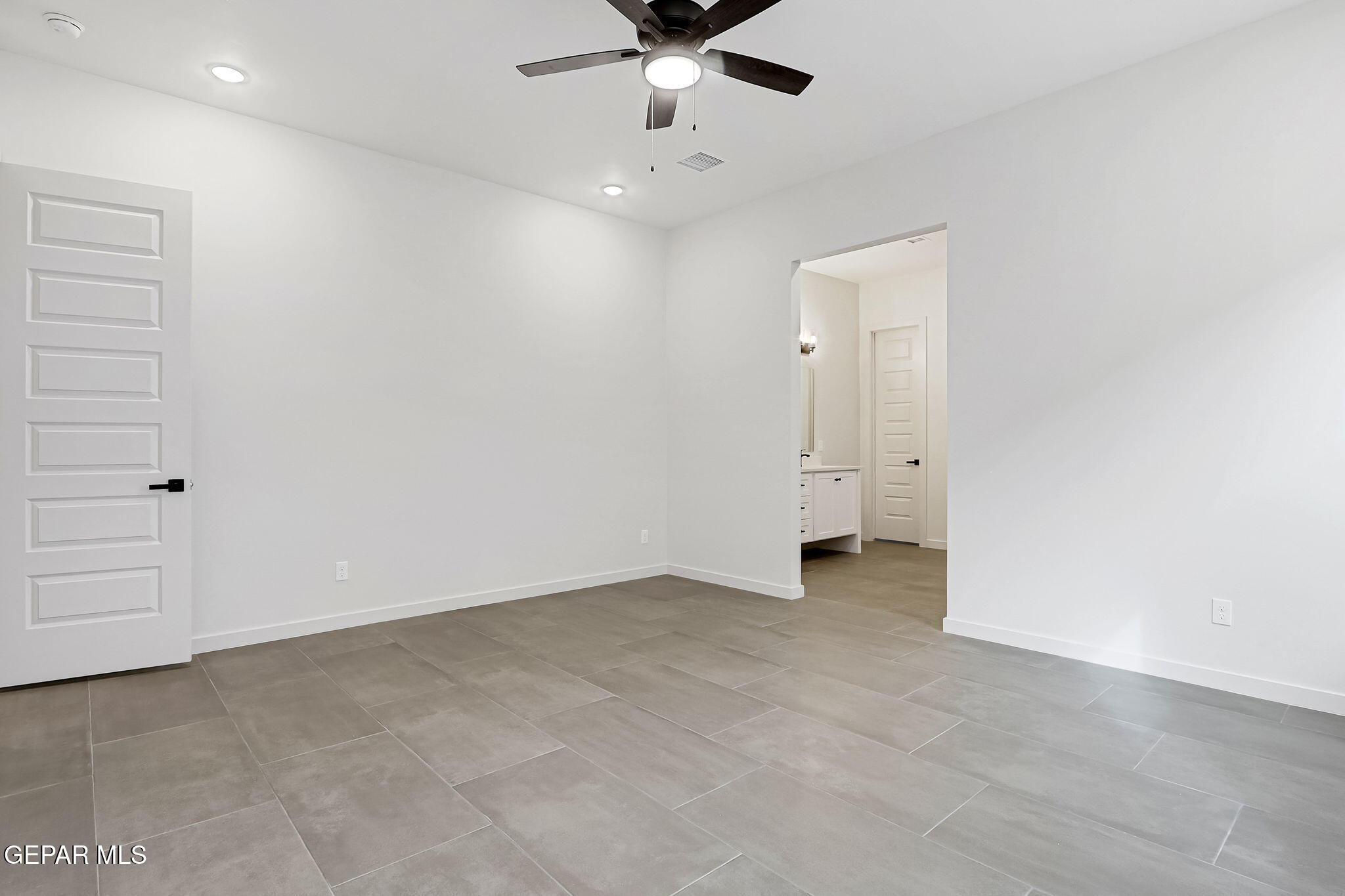 5956 Mohegan Sun Street