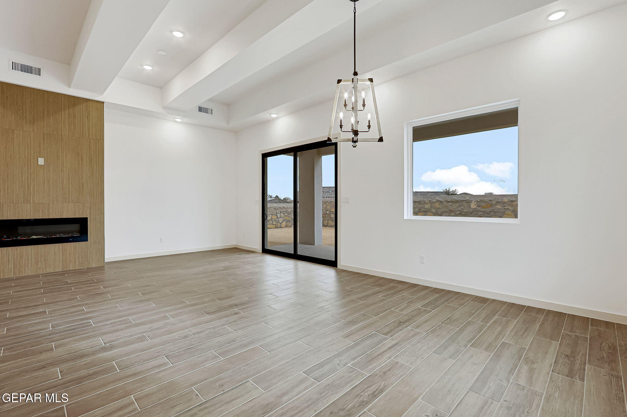 972 Aqueduct Avenue