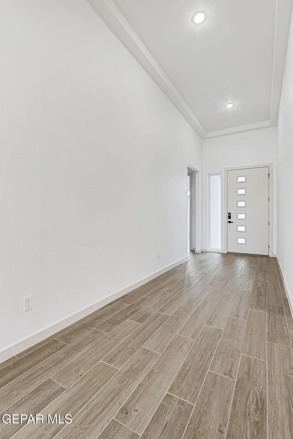 972 Aqueduct Avenue