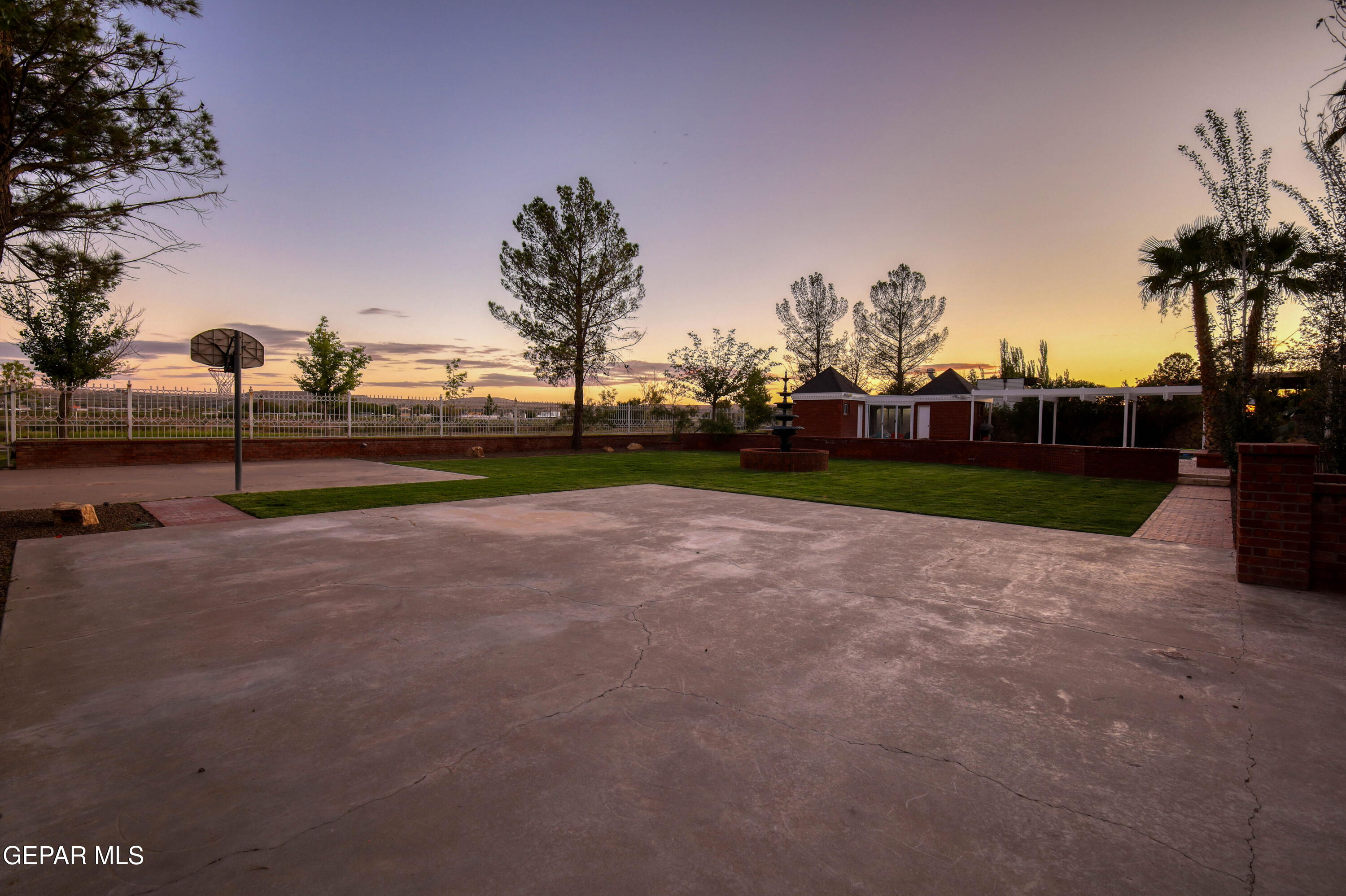 4024 Roadside Court