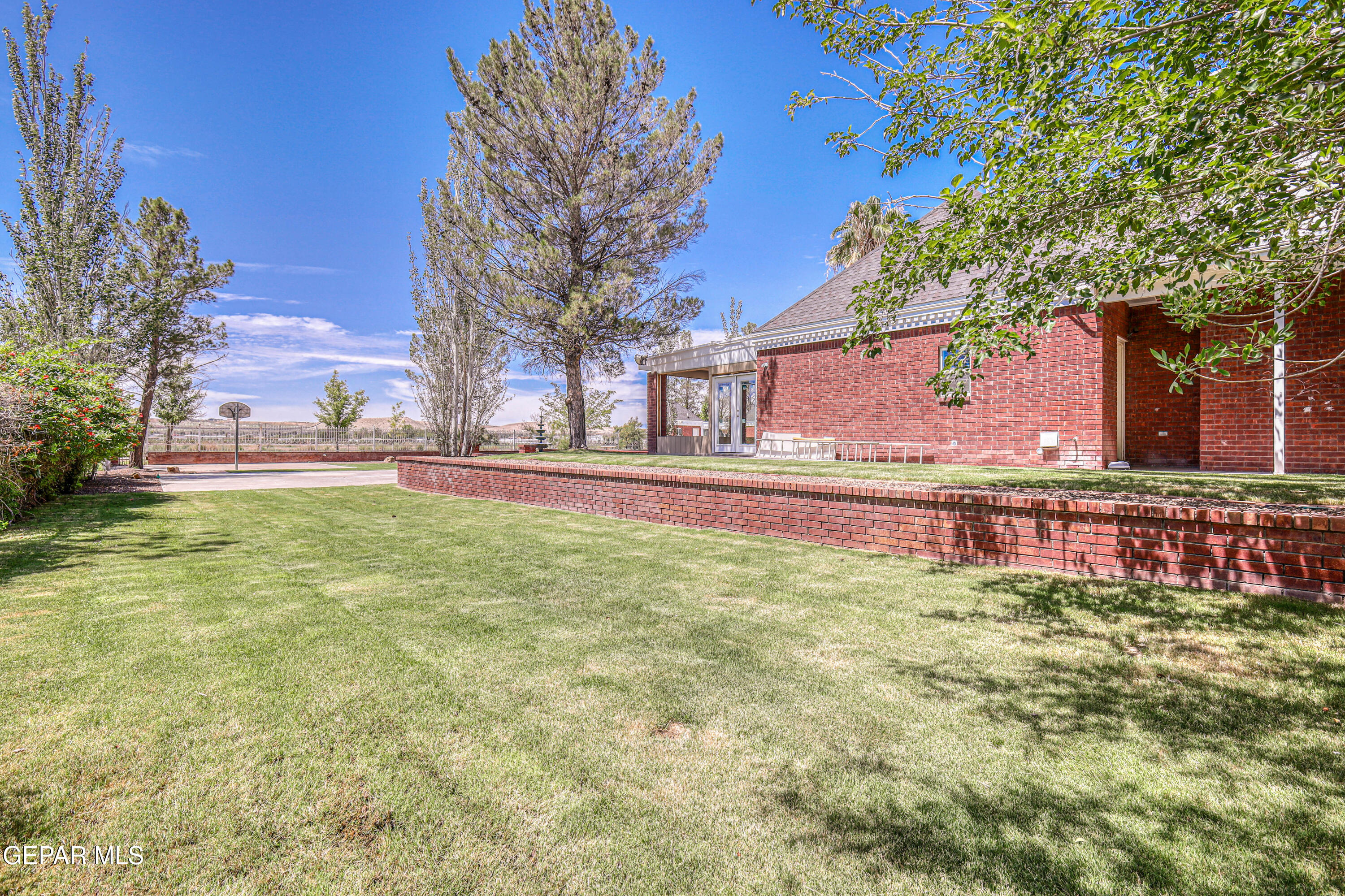 4024 Roadside Court