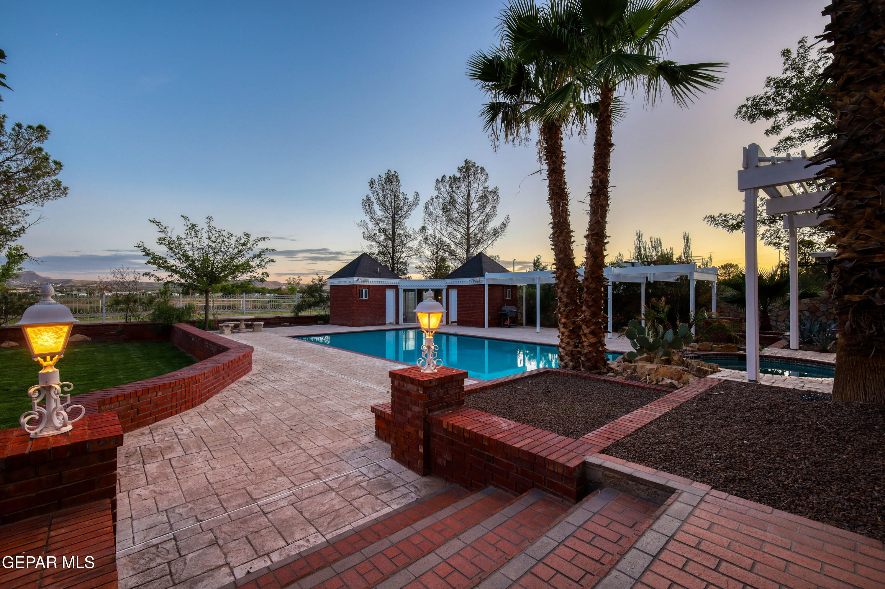 4024 Roadside Court