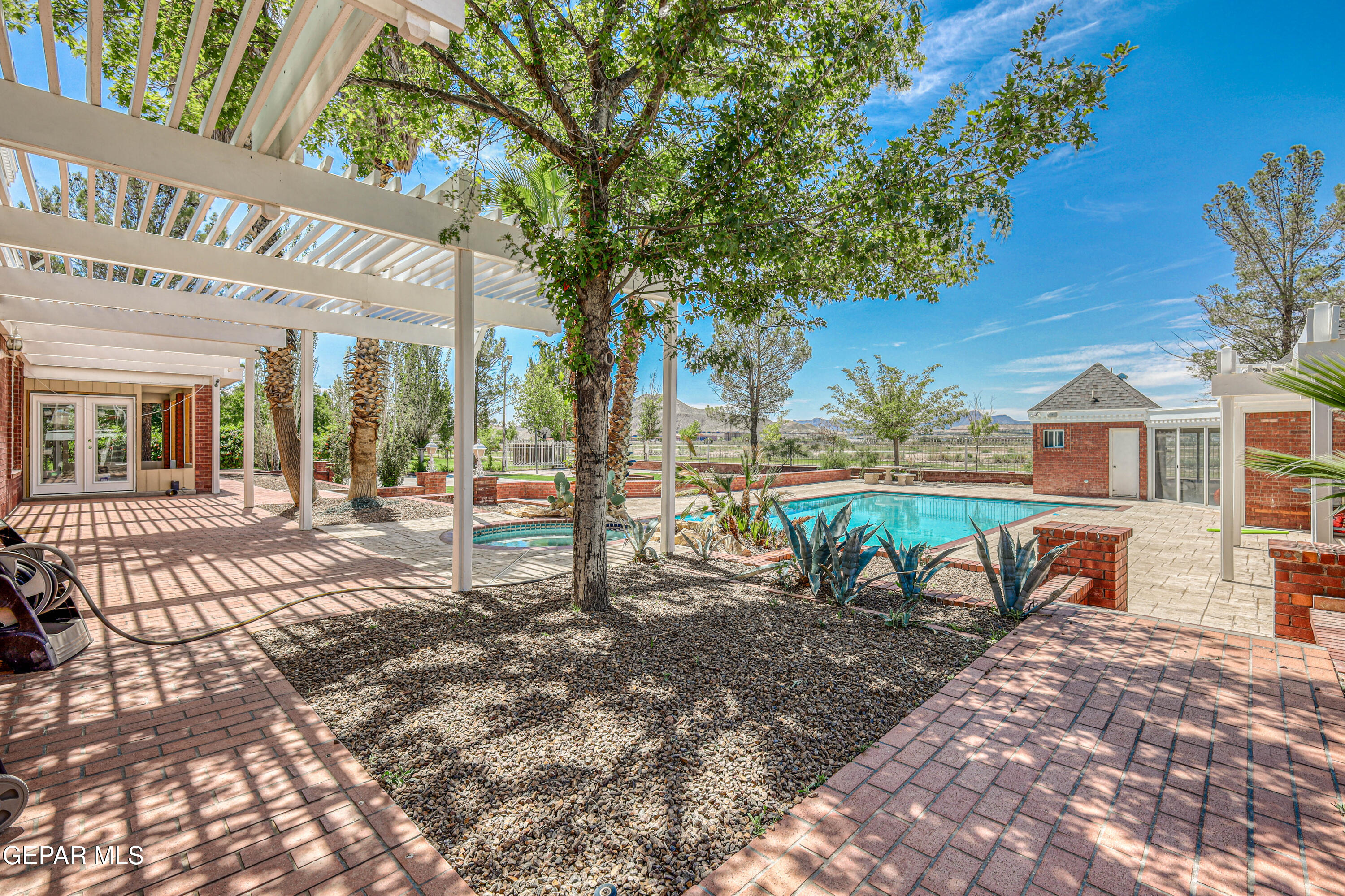 4024 Roadside Court