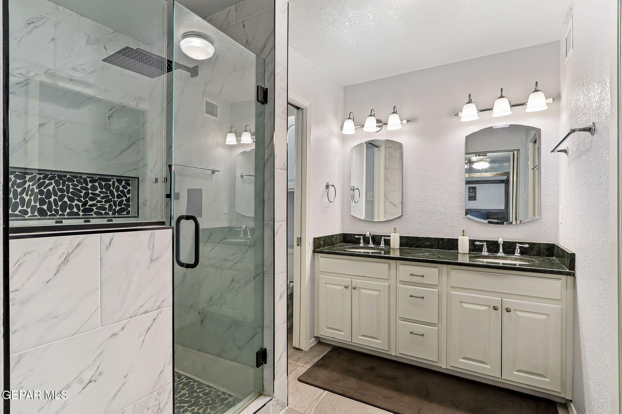 5440 La Estancia Circle