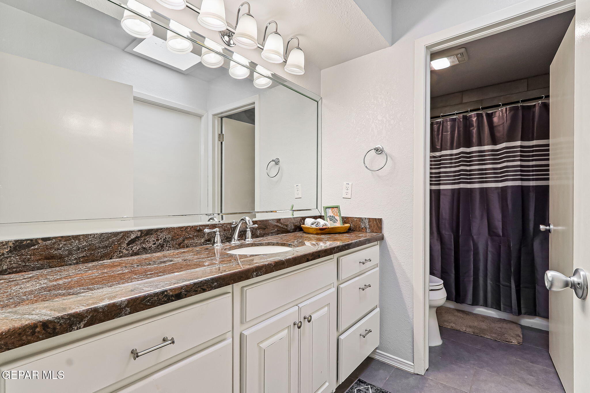 5440 La Estancia Circle