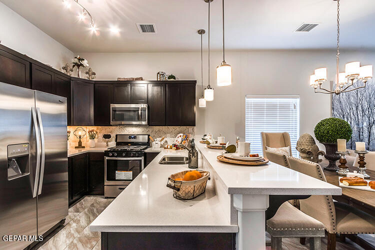 7436 Norte Valley Lane