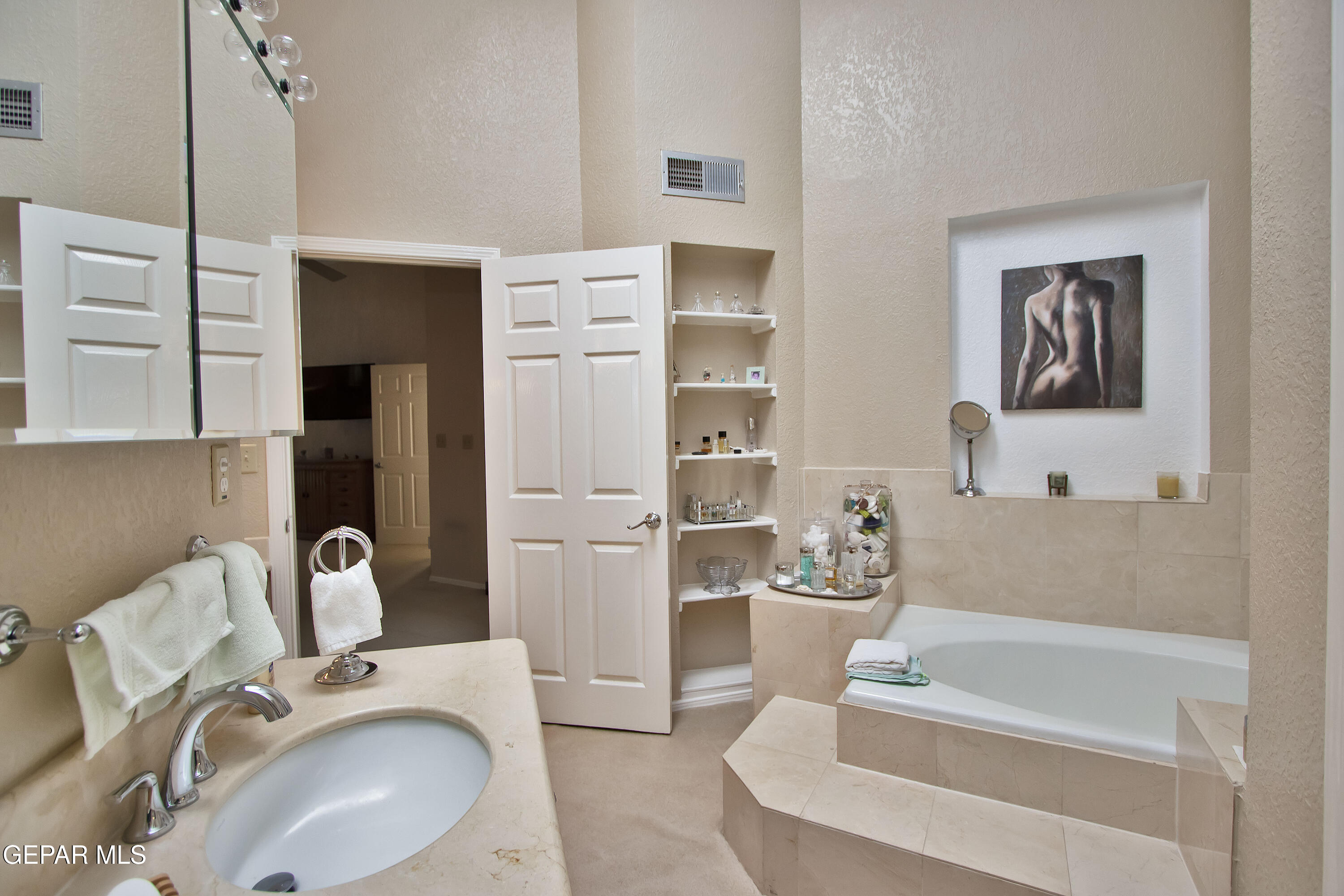 5706 Mira Sierra Lane