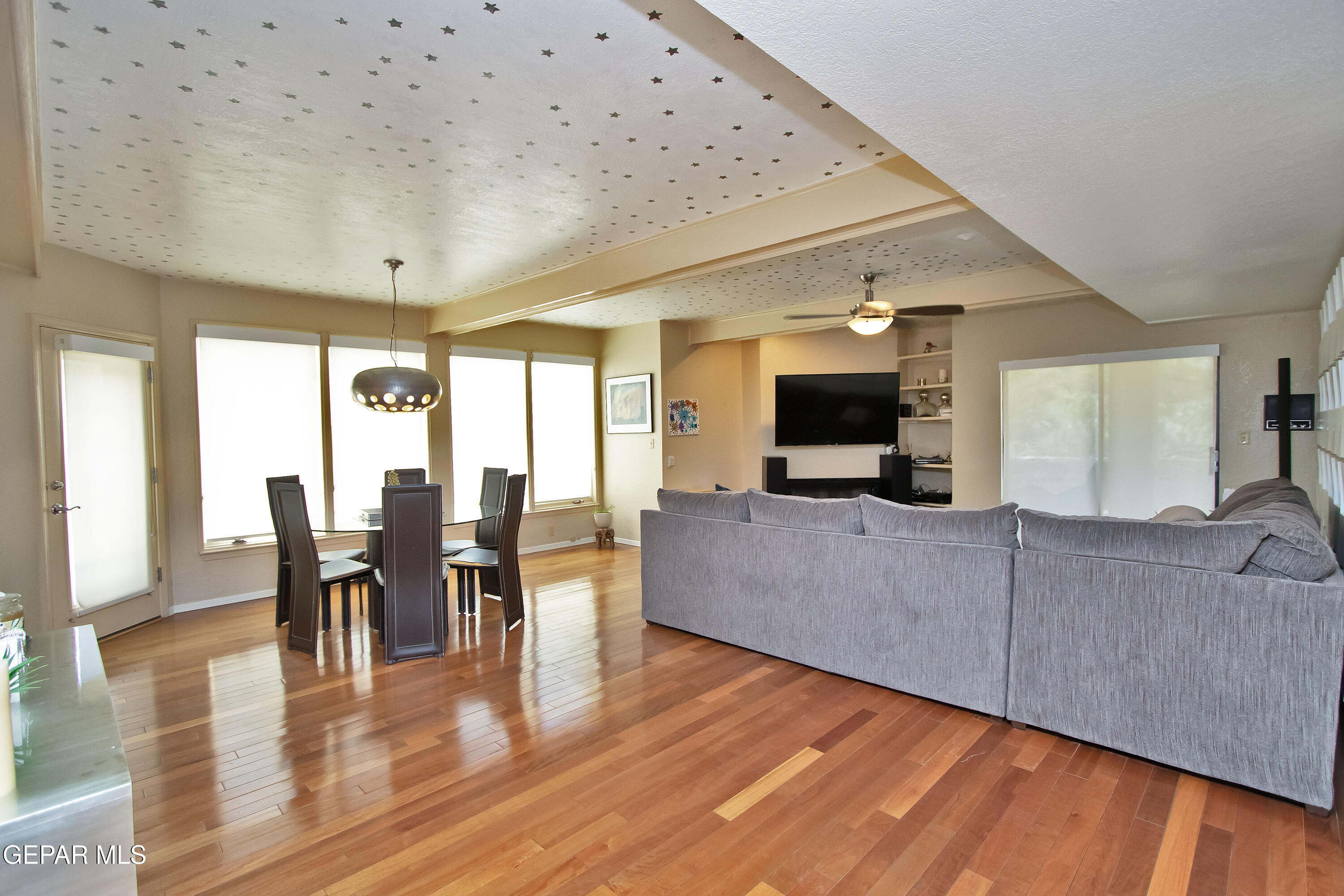 5706 Mira Sierra Lane