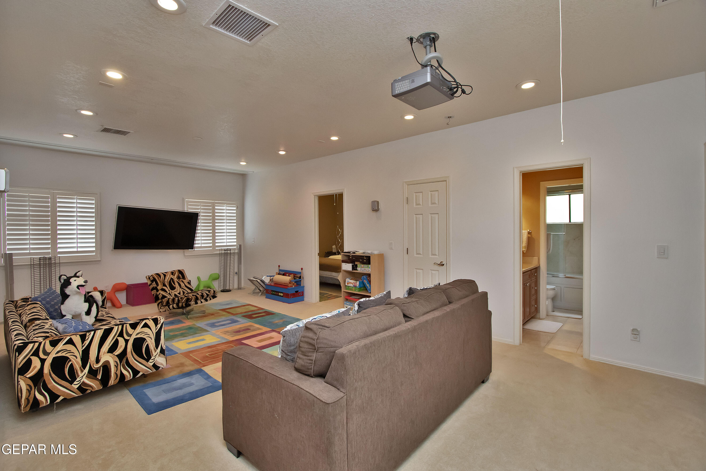 5706 Mira Sierra Lane