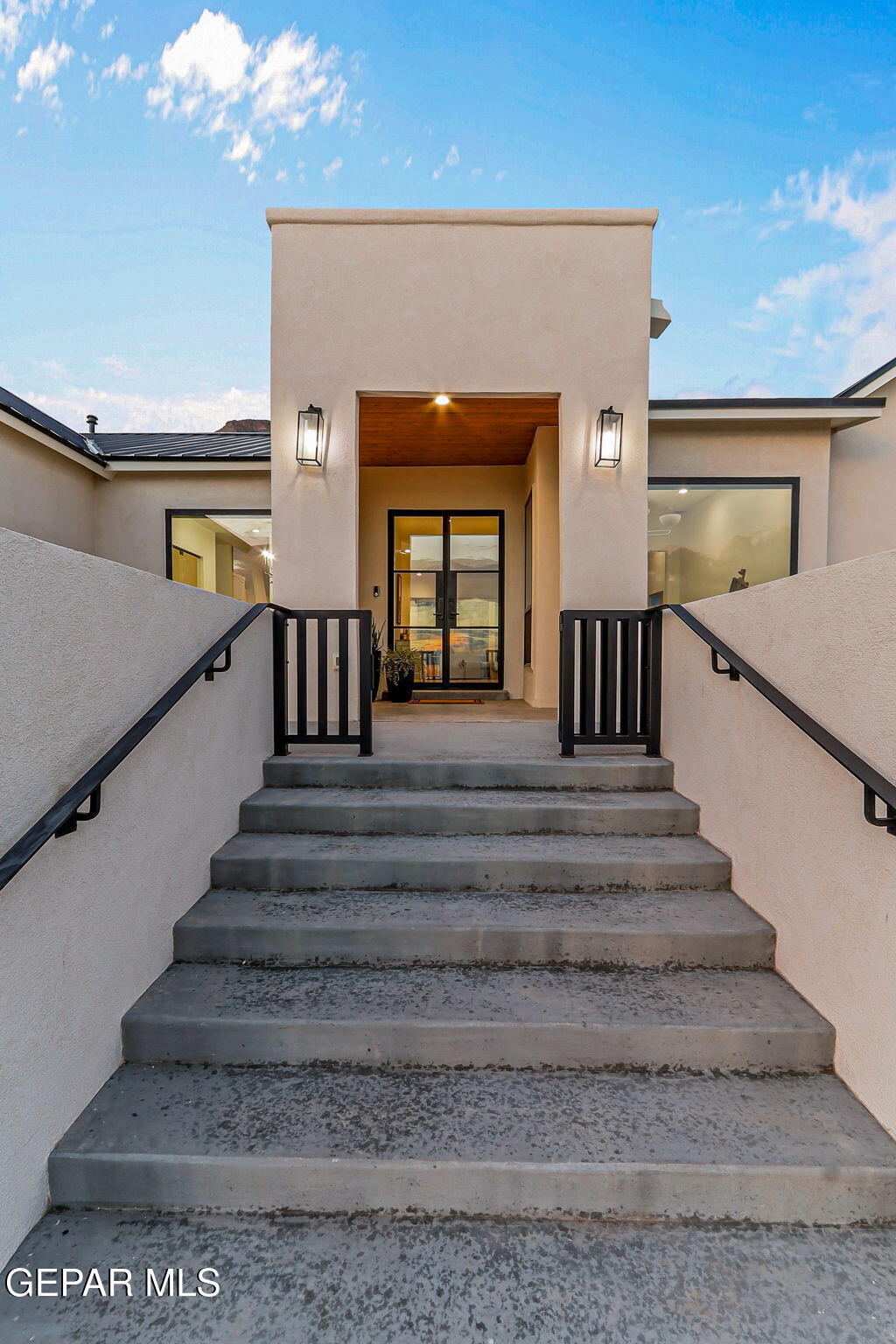 404 Rocky Pointe Drive