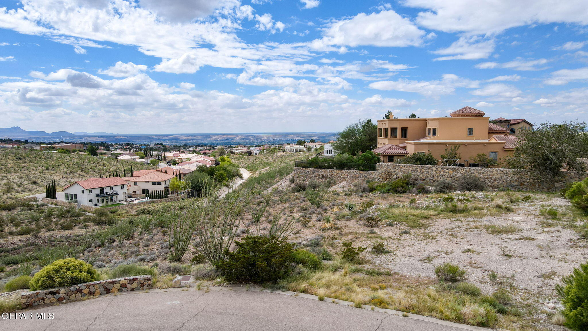 1401 Via Quijano Ln. Lane