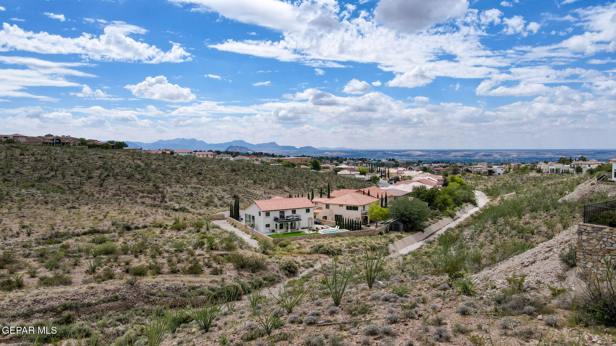 1401 Via Quijano Ln. Lane