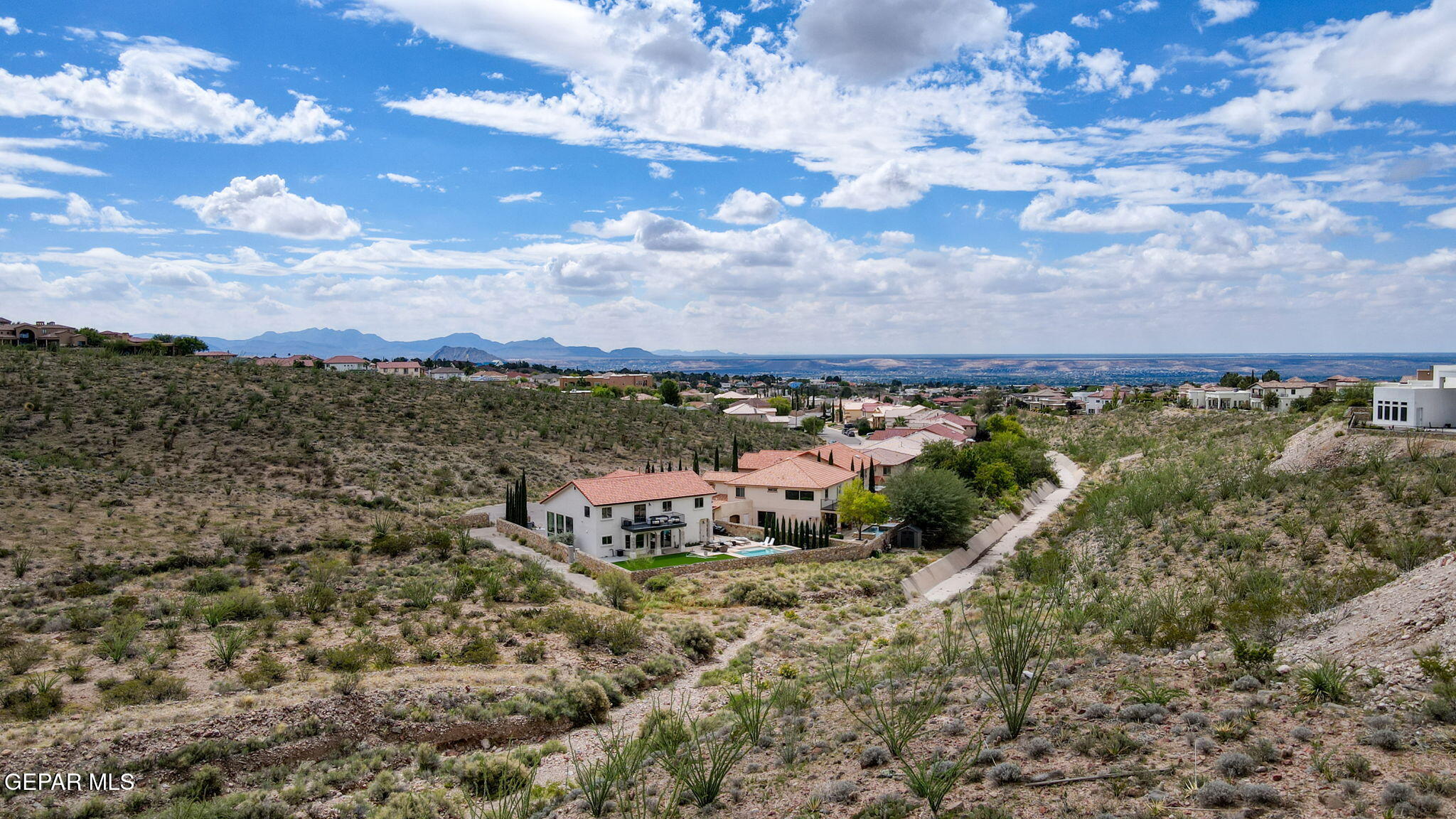 1401 Via Quijano Ln. Lane