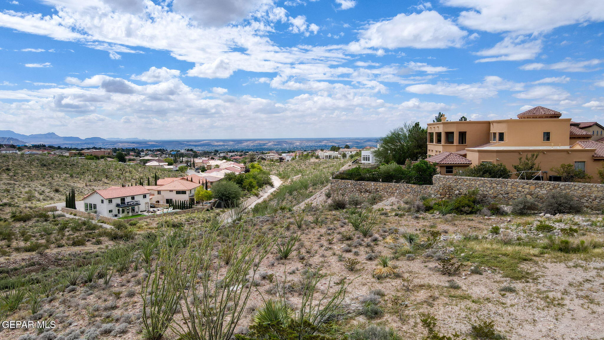 1401 Via Quijano Ln. Lane