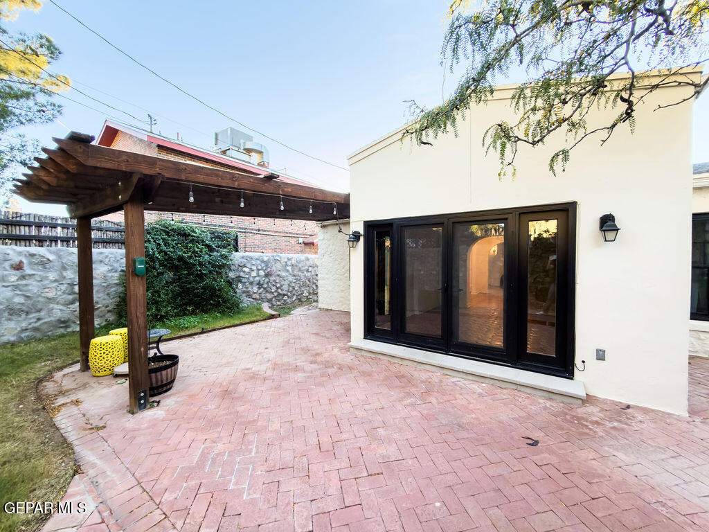 1004 PARK Road