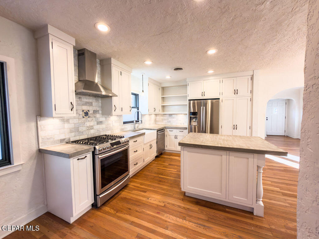 1004 PARK Road