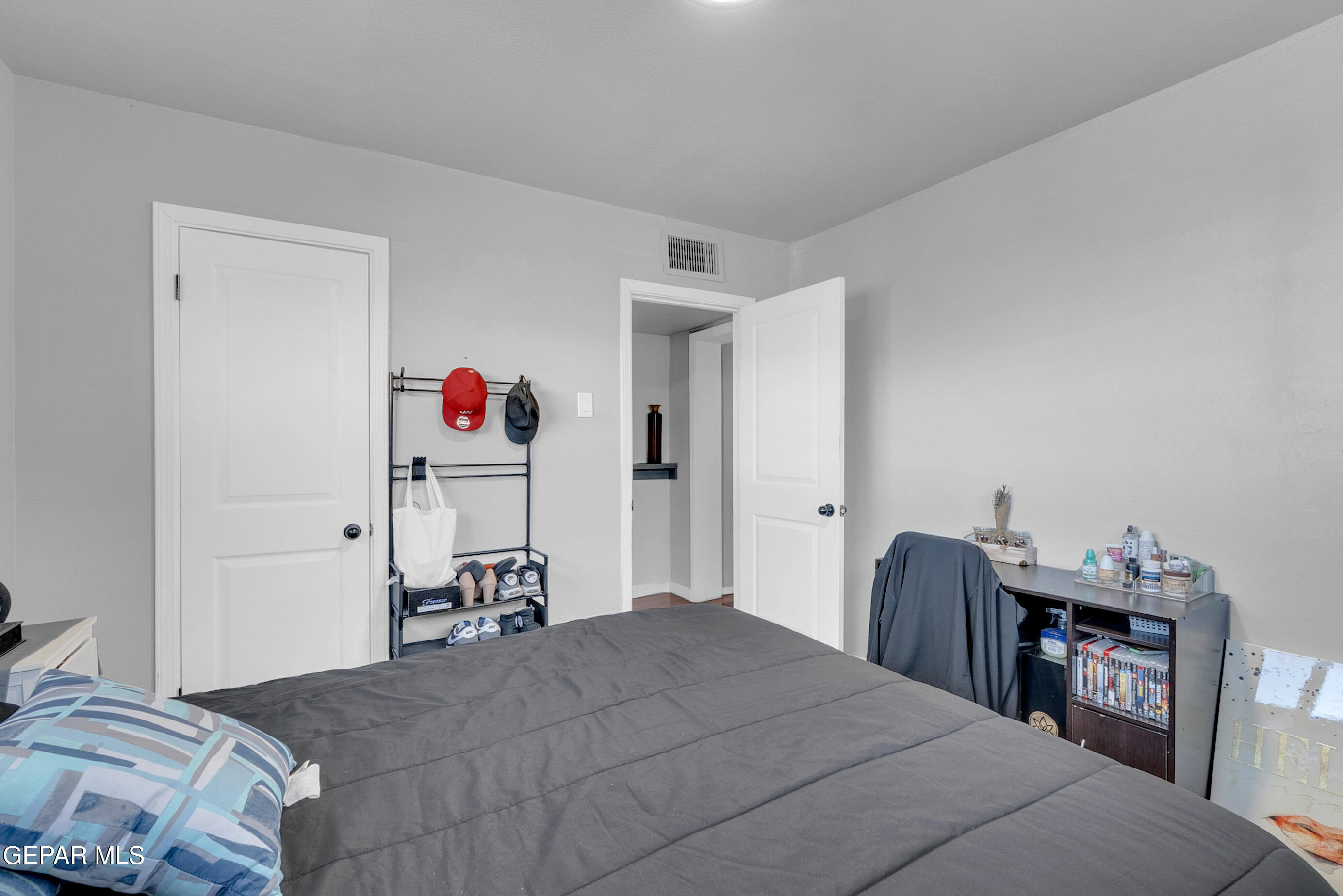 1012 MAPLE Street