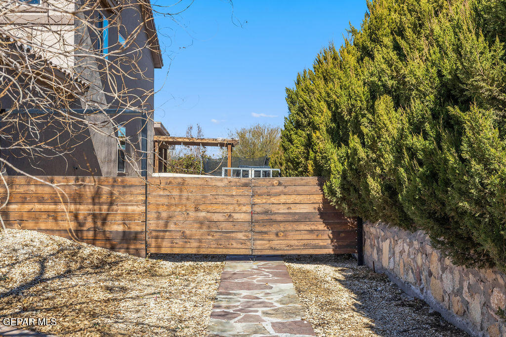 505 VALLEY PLUM Avenue