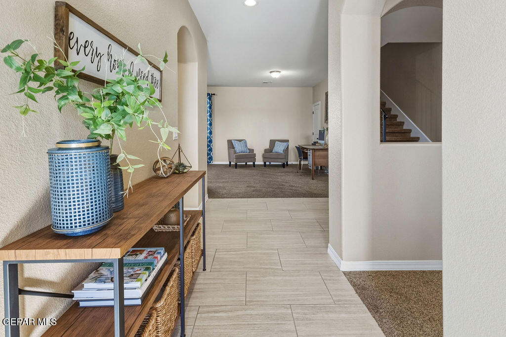 505 VALLEY PLUM Avenue