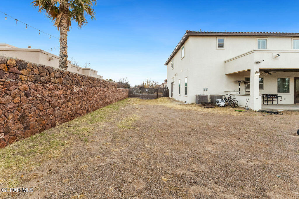 720 EMERALD VIEW Drive