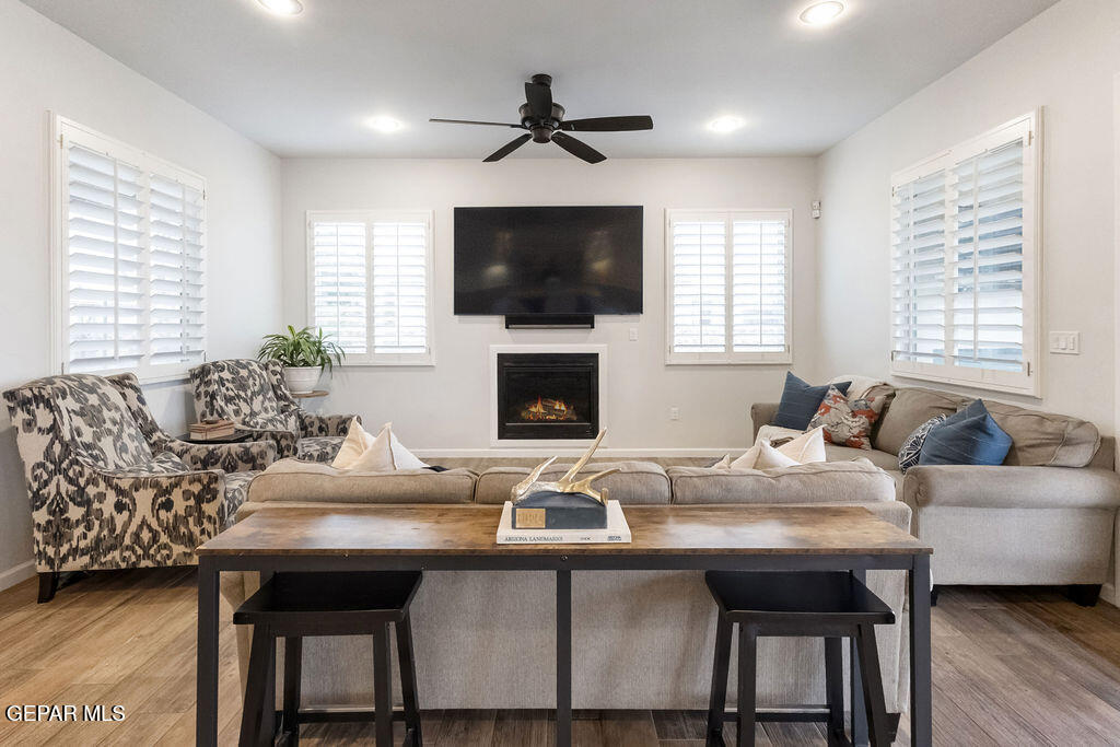 720 EMERALD VIEW Drive