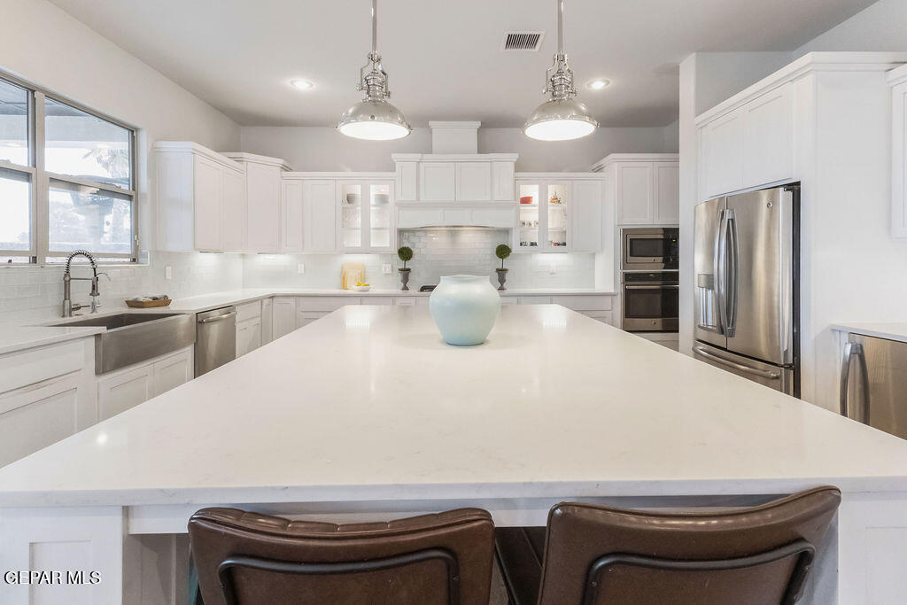 720 EMERALD VIEW Drive