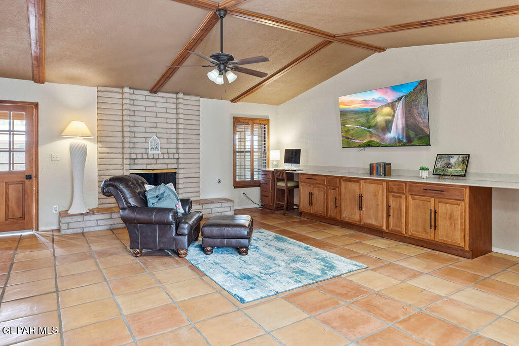 4953 VISTA GRANDE Circle