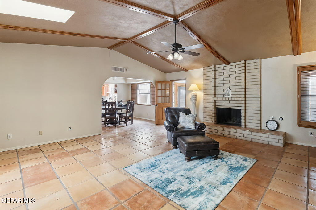 4953 VISTA GRANDE Circle